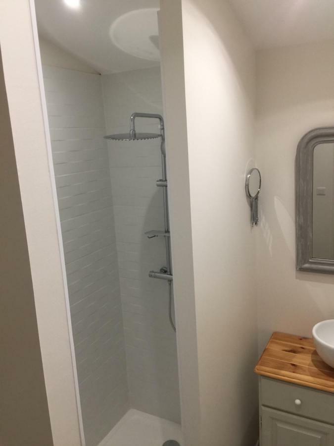 Les Chambres Du Couraud Saint-Aubin-des-Ormeaux Bagian luar foto